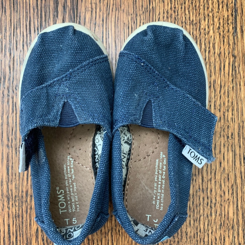 Baby Toms